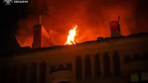 Пожар после массированной атаки БпЛА на Одессу 18 мая / Фото: ГСЧС