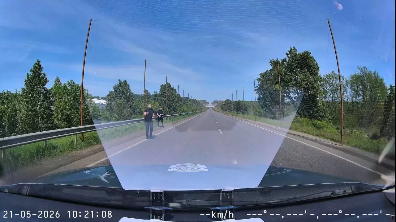 В Харькове после атаки FPV-дрона спасатели эвакуировали двух полицейских / Фото: Харьковский городской совет