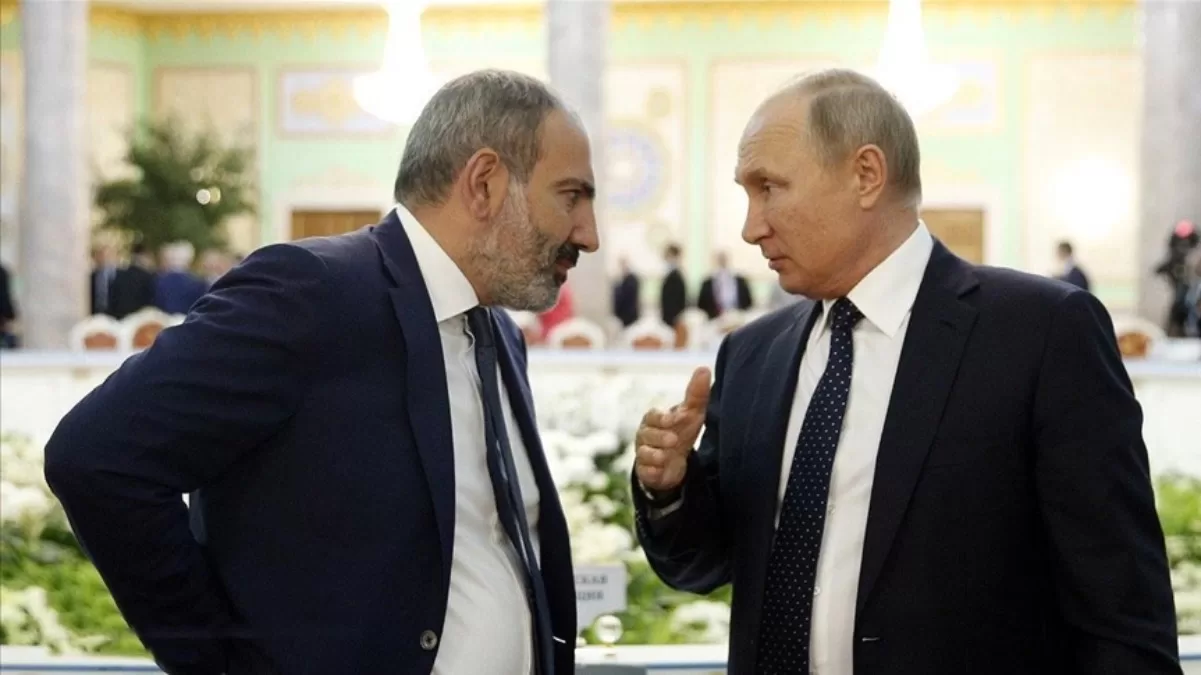 Премʼєр-міністр Вірменії Нікол Пашинян і Путін. Жовтень 2022 / Фото Anadolu Ajansı