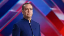 Заместитель председателя Совета безопасности России Дмитрий Медведев выступает во время образовательного марафона «Знание. Первые», 30 апреля 2026 года / Фото: Reuters