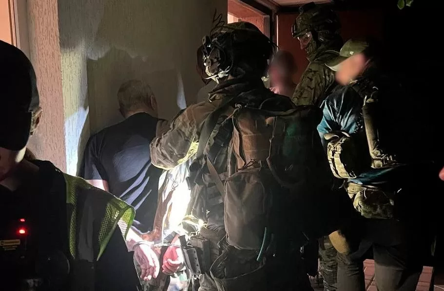 Затримання підозрюваного у стрілянині / Фото: Поліція Києва