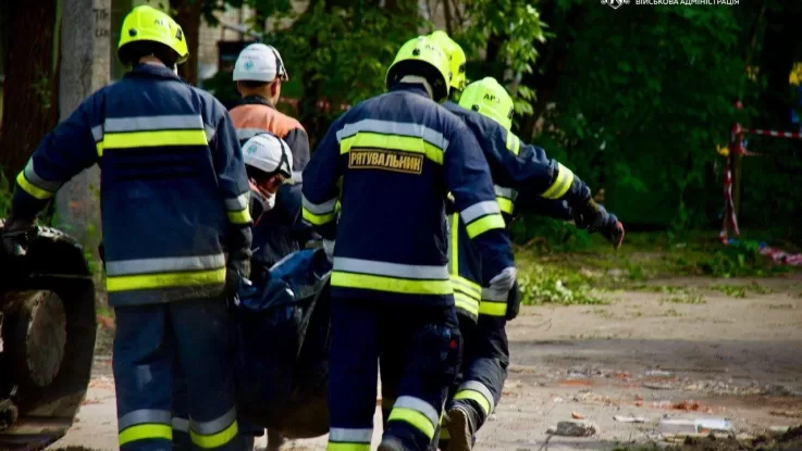 Кількість жертв ракетного удару по Дніпру зросла до 16: рятувальники завершили пошукову операцію / Фото: Дніпропетровська ОВА