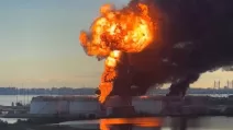 Пожар на Петербургском нефтяном терминале / Фото: Exilenova+