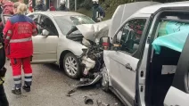 Поврежденные в ДТП Mazda и Ford / Фото: Полиция Киевской области