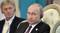 Дмитрий Песков и Владимир Путин / Фото: AP