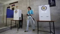Виборці голосували на парламентських виборах у Вірменії, які можуть визначити подальший зовнішньополітичний курс країни / Фото: Reuters