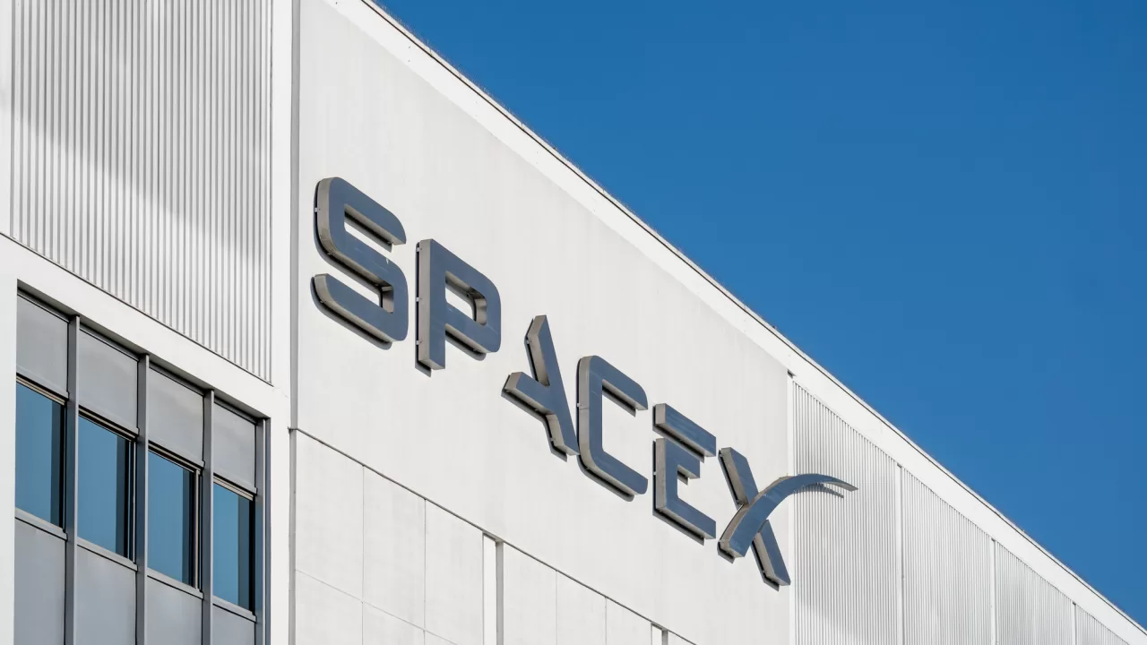 Штаб-квартира компании SpaceX в городе Хоторн, штат Калифорния / Фото: DepositPhotos