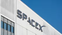 Штаб-квартира компании SpaceX в городе Хоторн, штат Калифорния / Фото: DepositPhotos