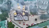 Firefighting operations at the Kyiv Pechersk Lavra / Photo: State Emergency Service of Ukraine