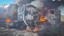 Уничтоженные российским ударом грузовики / Фото: Одесская ОВА