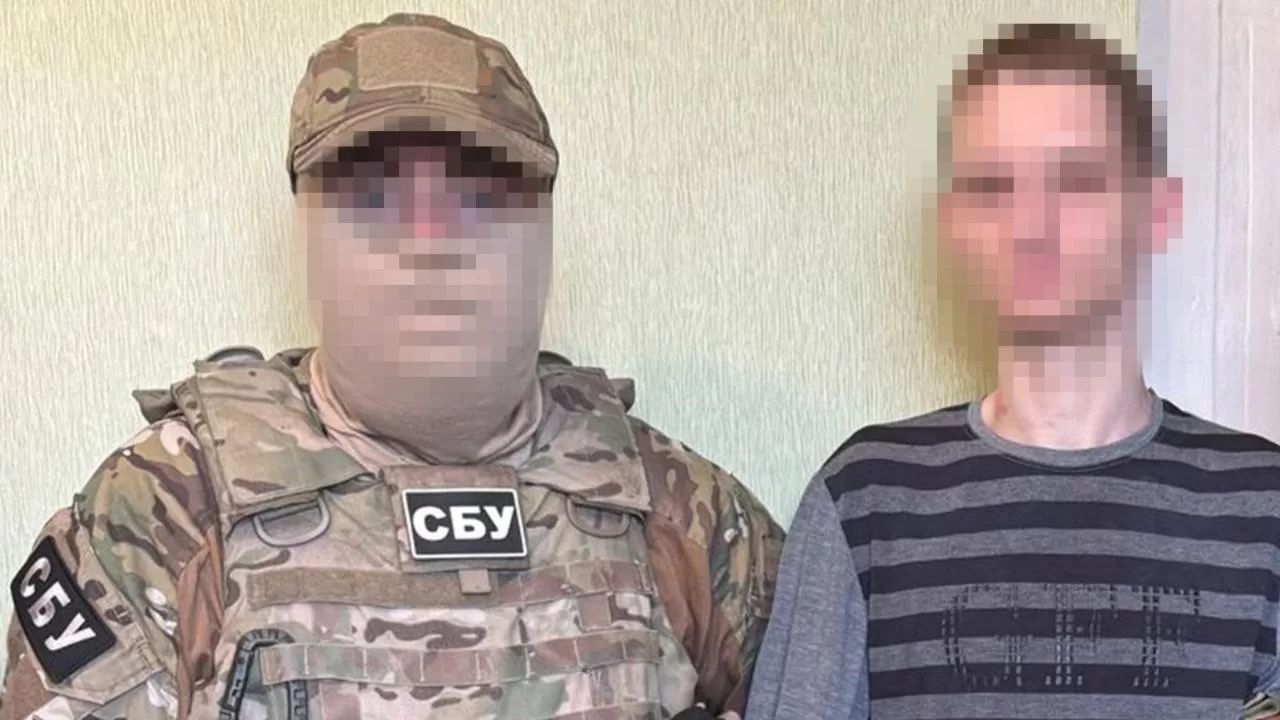Дезертир збирав для ФСБ дані про позиції Сил оборони у Запоріжжі / Фото: СБУ