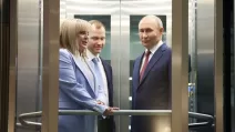 Председатель ЦИК РФ Элла Памфилова и Владимир Путин / Фото: росСМИ