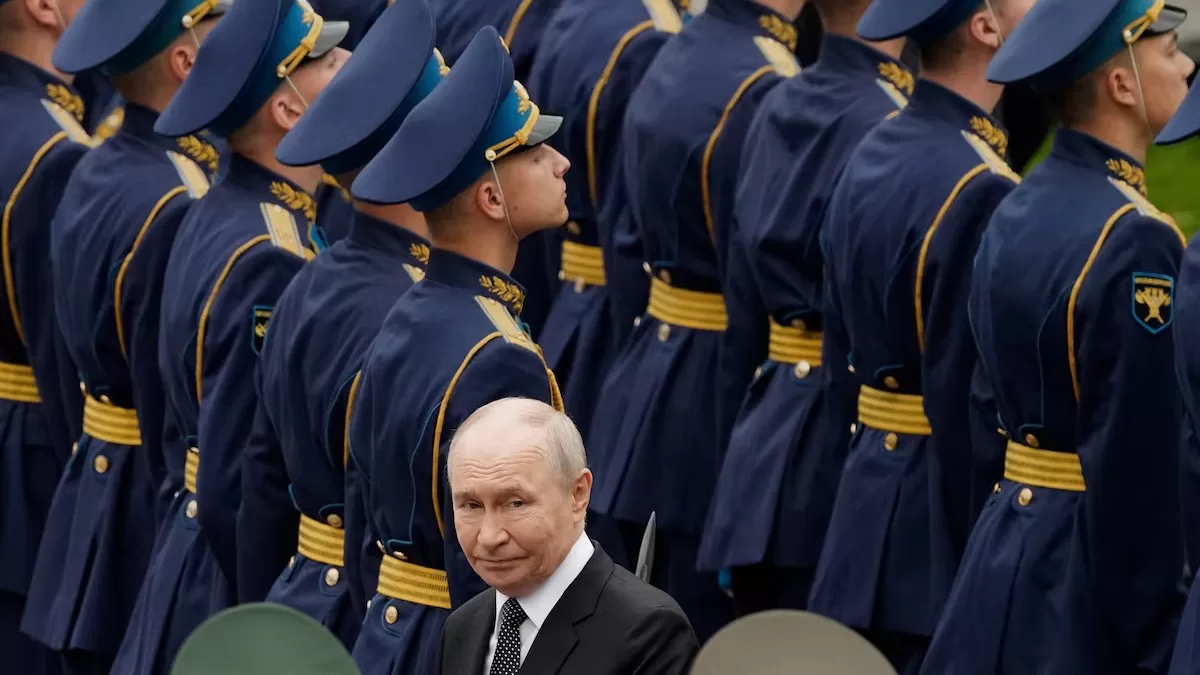 Владимир Путин прибывает на церемонию возложения венков по случаю 85-й годовщины вторжения нацистской Германии в Советский Союз во время Второй мировой войны, Москва, 22 июня 2026 года / Фото: Reuters