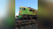 Ворог ударив дроном по електровозу Укрзалізниці на Дніпропетровщині / Фото: Укрзалізниця
