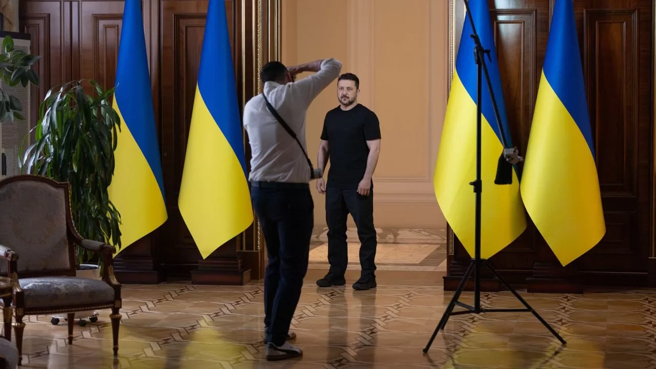 Владимир Зеленский во время интервью Financial Times / Фото: Офис президента