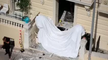 Entrance to the residential building where an explosive device seriously injured three people in Monaco on June 30, 2026 / Photo: AFP
