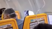 Пасажир рейсу Ryanair / Скриншот
