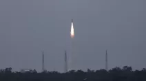 18 липня 2026 року індійський космічний стартап Skyroot Aerospace запустив ракету Vikram-1 з Космічного центру імені Сатіша Дхавана у Шріхарікоті, штат Андхра-Прадеш, Індія. Цей запуск став першою спробою індійської приватної компанії вивести супутник на орбіту / Фото: REUTERS/Priyanshu Singh