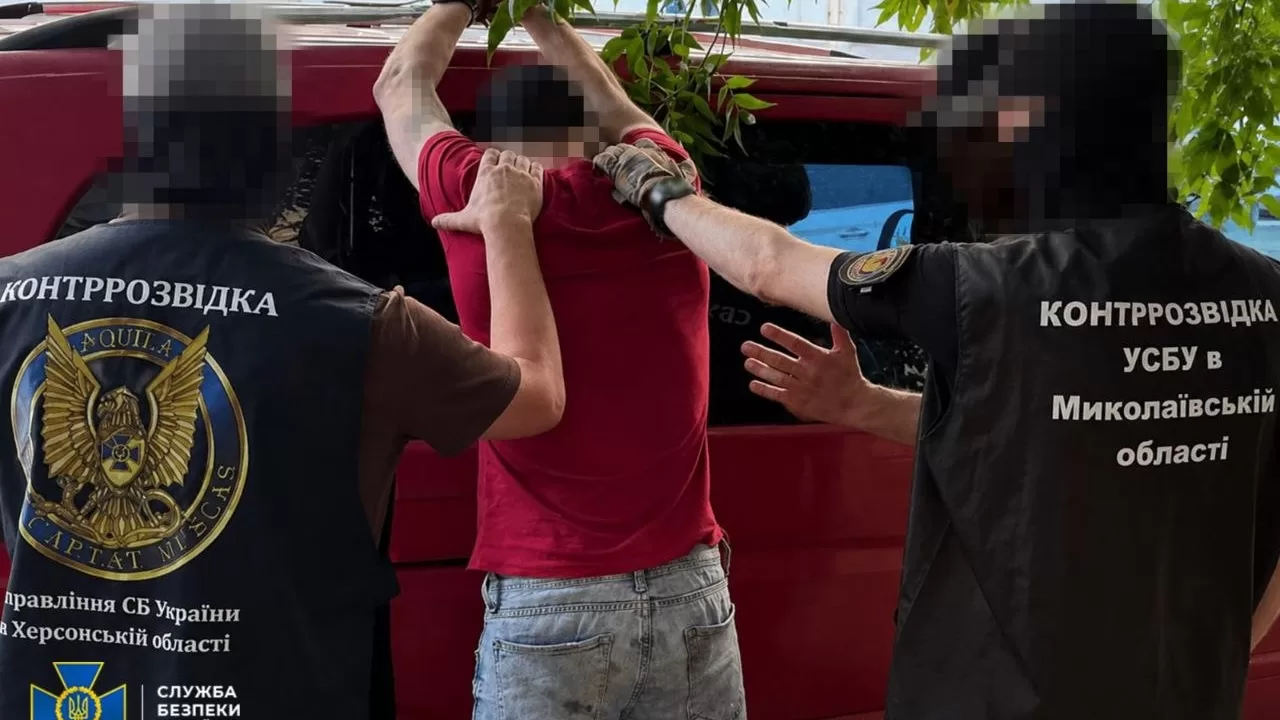 В Николаеве дезертир готовил убийство военного и регистрировал Starlink для РФ / Фото: СБУ