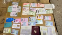 Фальшиві документи / Фото: Закарпатська облпрокуратура
