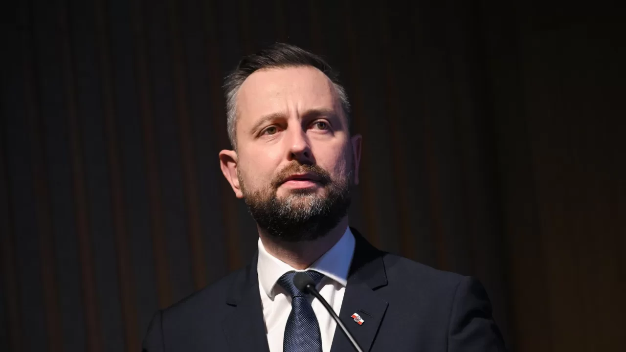 Міністр оборони Польщі Владислав Косіняк-Камиш / Фото: Marcin Obara/PAP