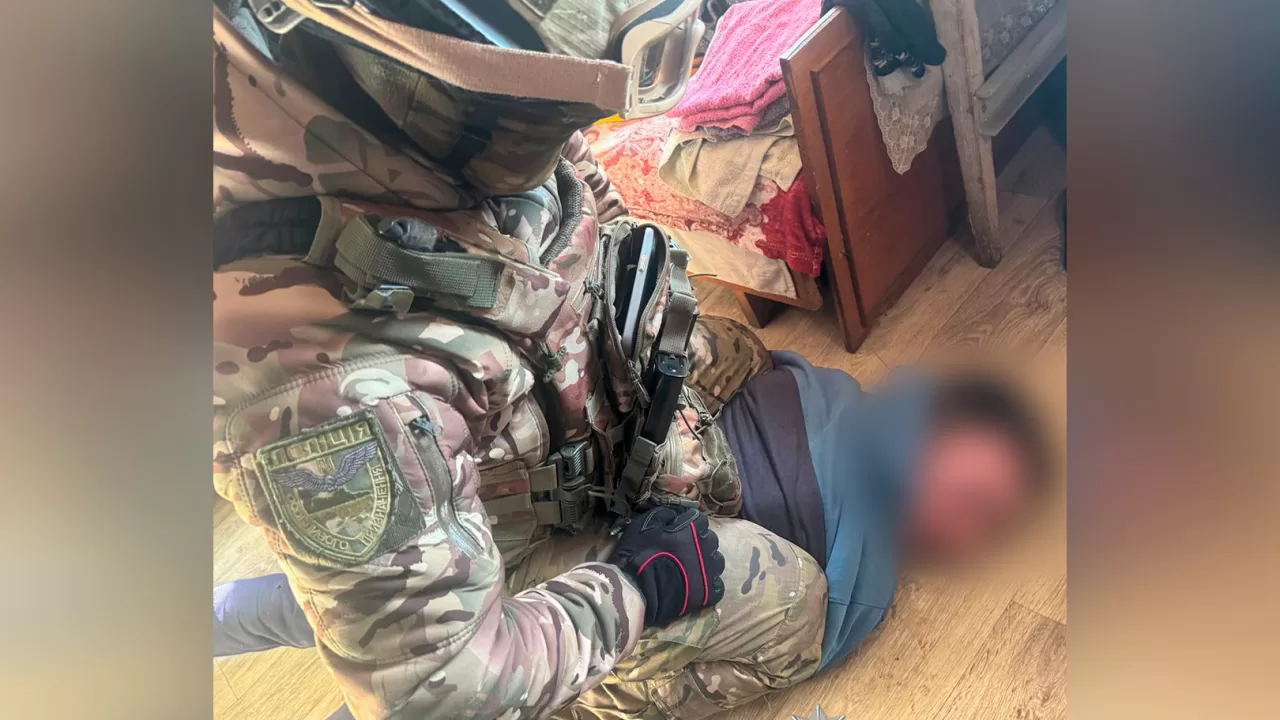 Задержание подозреваемого в развращении детей / Фото: Полиция Харьковской области