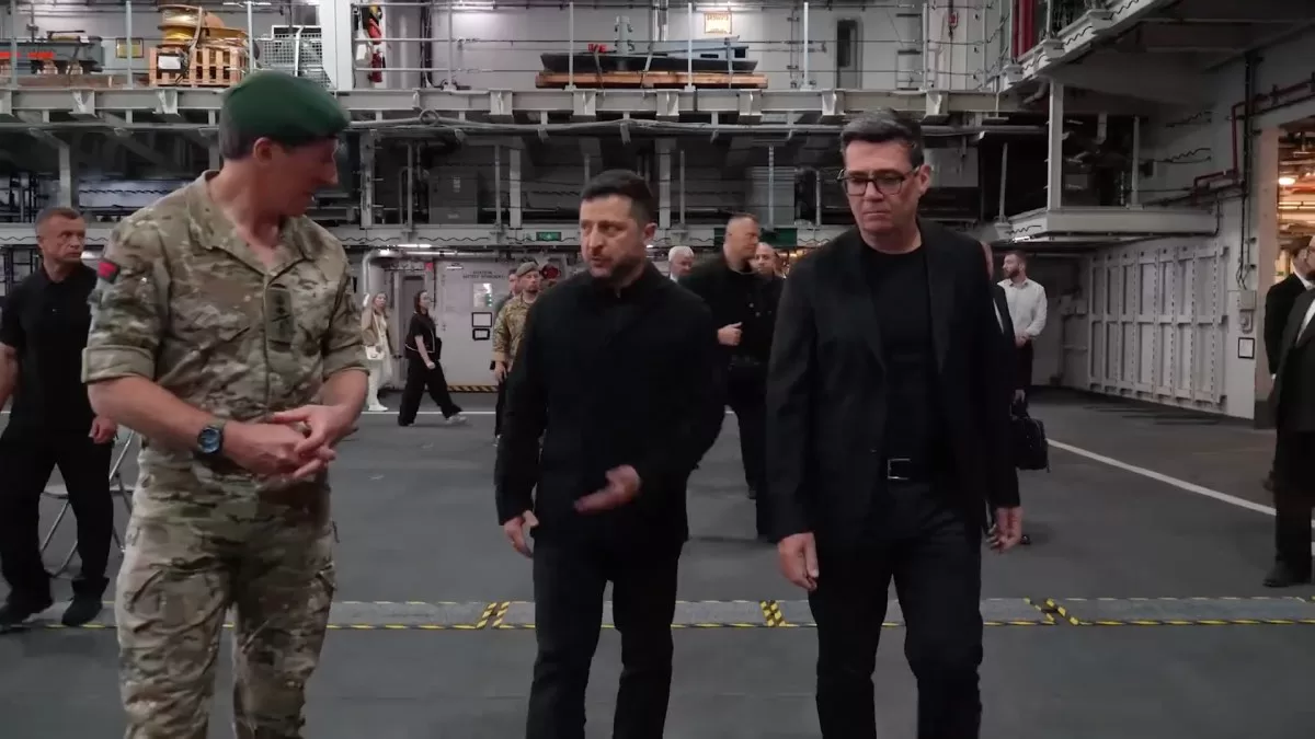 Зеленский встретился с премьером Великобритании на авианосце HMS Queen Elizabeth / Фото: скриншот