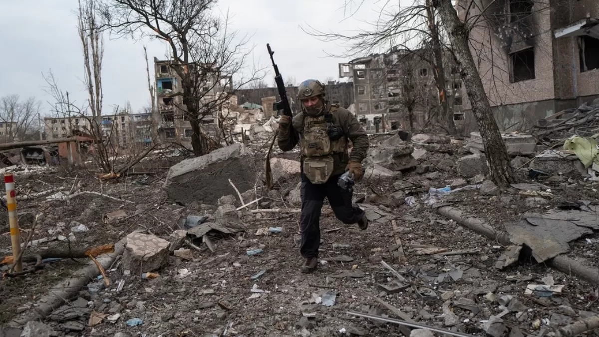 Military officials denied that Kostiantynivka is semi-encircled, although the situation remains difficult / Photo: Suspilne