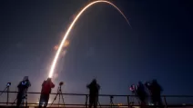 Старт ракеты SpaceX Falcon 15 января 2025 года / Фото: EPA