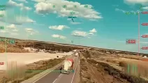 Ураження на трасі Маріуполь — Чонгар / Фото: скриншот