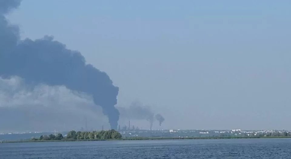 Пожар на Сызранском НПЗ 8 августа / Фото: Exilenova+