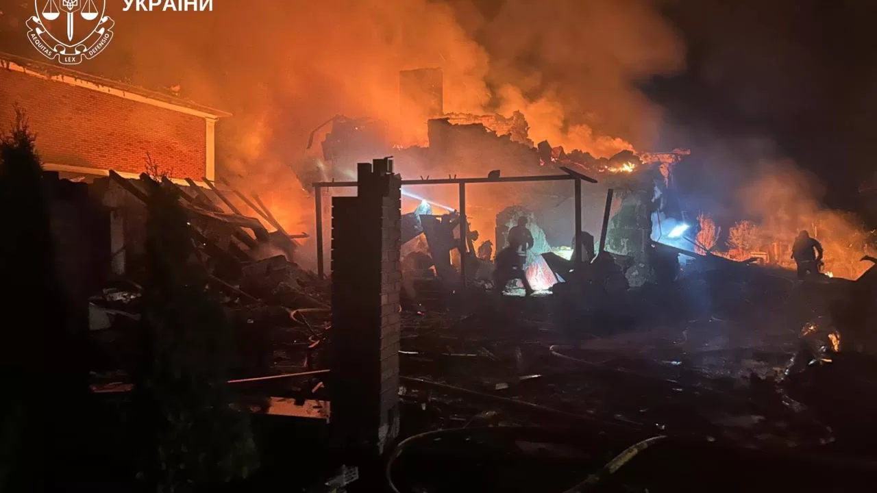 Fire at a private house in Pukhivka after a Russian UAV attack on August 8 / Photo: Kyiv Regional Prosecutor’s Office