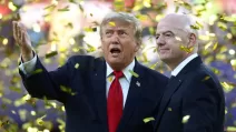 Дональд Трамп и Джанни Инфантино / Фото: REUTERS/Mark J Rebilas