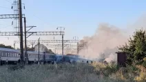 Пожежа на місці удару по поїзду на Одещині / Фото: Соцмережі