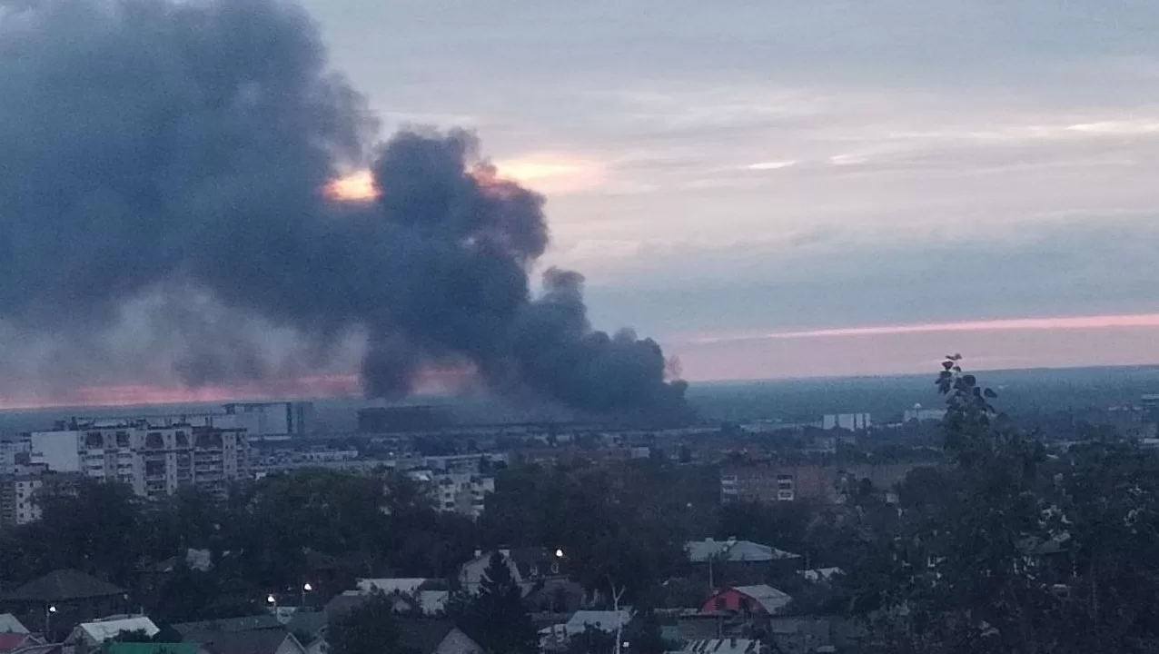 В Самаре после ракетного удара загорелся цех возле завода «Прогресс» / Фото: соцсети