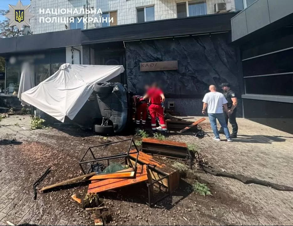 Последствия ДТП в Голосеевском районе / Фото: Полиция Киева