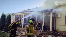 Спасатели на месте российского удара / Фото: Одесская ОВА