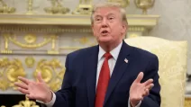 Президент США Дональд Трамп виступає в Овальному кабінеті Білого дому. 17 серпня 2026 / Фото: Reuters