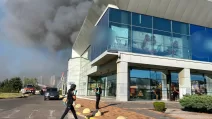 Fire at the Kryvyi Rih shopping mall after the Russian strike / Photo: National Police