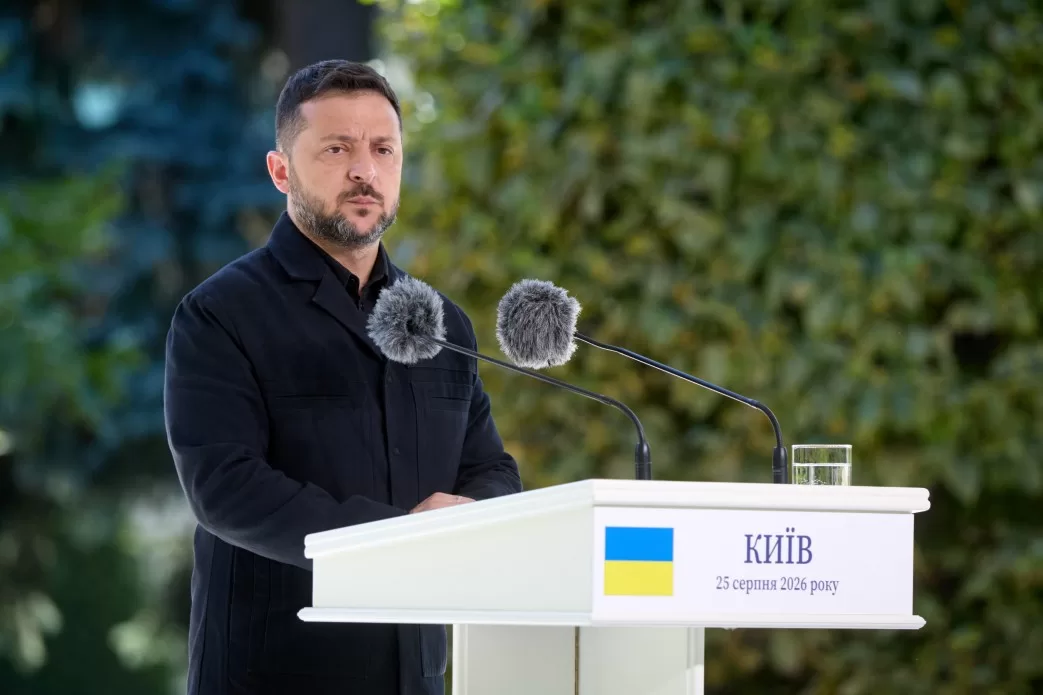 Президент Украины Владимир Зеленский во время встречи с представителями СМИ / Фото: ОПУ