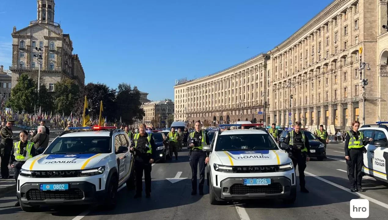 Минута молчания на Майдане Независимости в Киеве 29 августа / Фото: hromadske