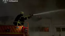 Rescuer at the scene of a fire / Illustrative photo: State Emergency Service of Ukraine