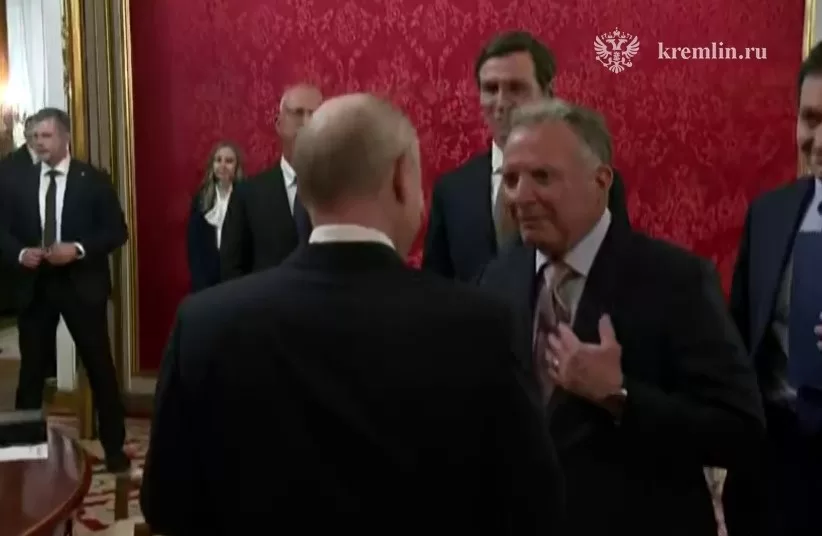 Уиткофф и Кушнер прибыли в Кремль на переговоры с Путиным / Скриншот