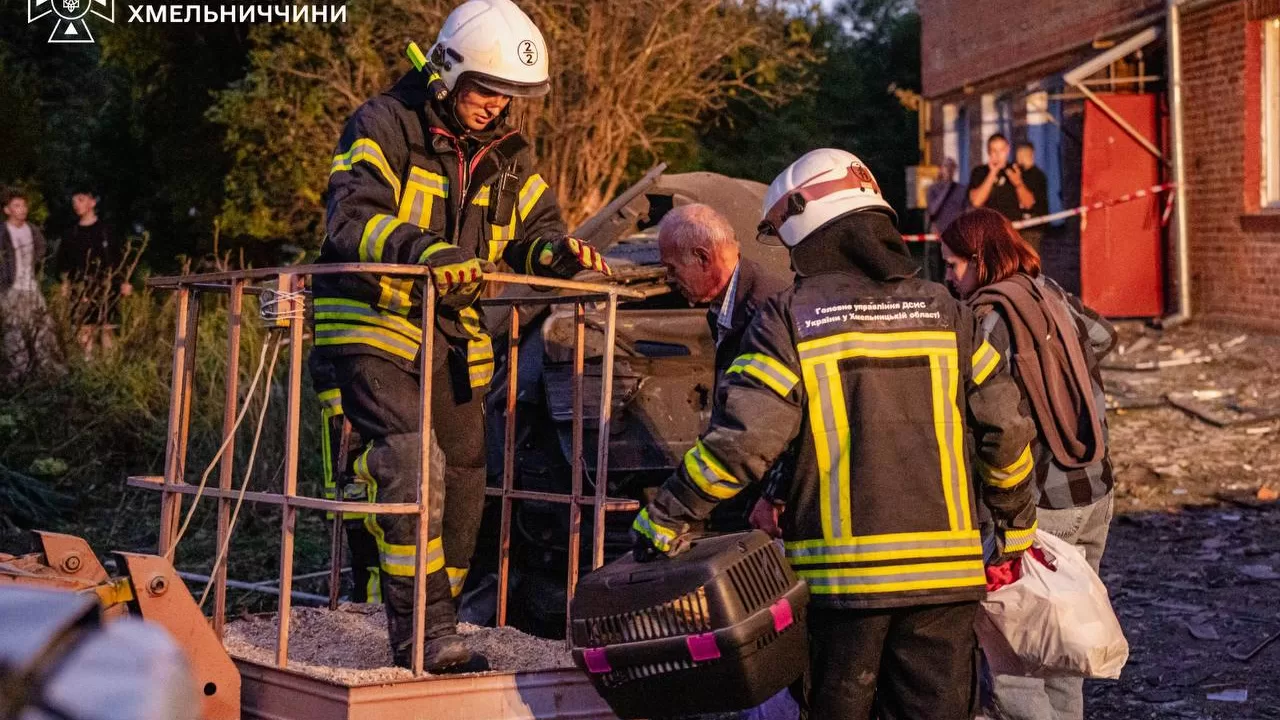 Россия атаковала три области: повреждены дома, склады и инфраструктура / Фото: ГСЧС