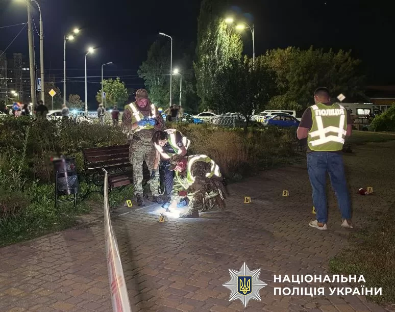 Правоохоронці на місці вибуху / Фото: Поліція Києва 