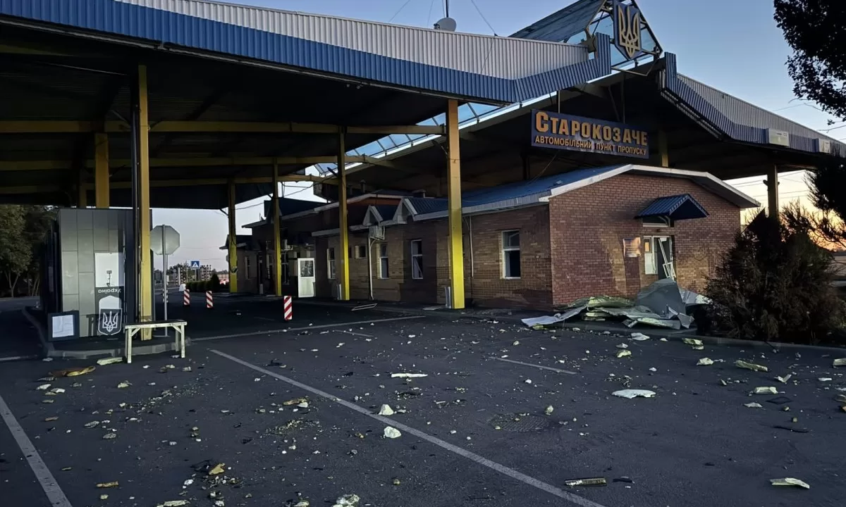 Наслідки російського удару по пункту пропуску "Старокозаче" / Фото: ДПСУ