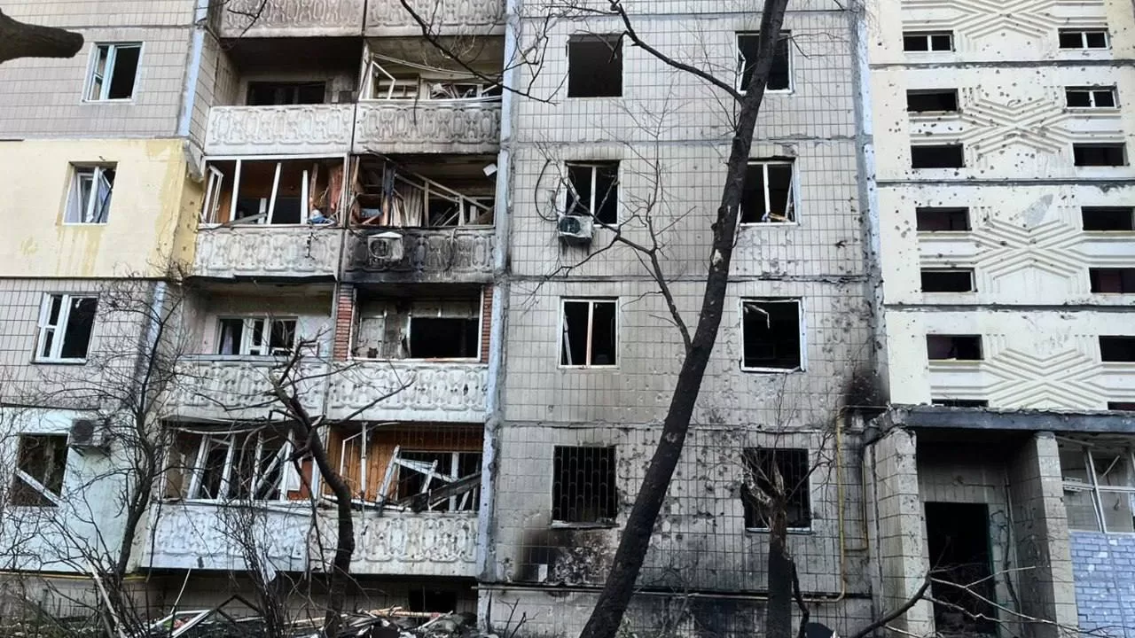 In Kyiv, a UAV hit a residential building / Photo: Kyiv police