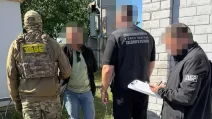 Затримання на хабарі прикордонника у Харкові / Фото: ДБР