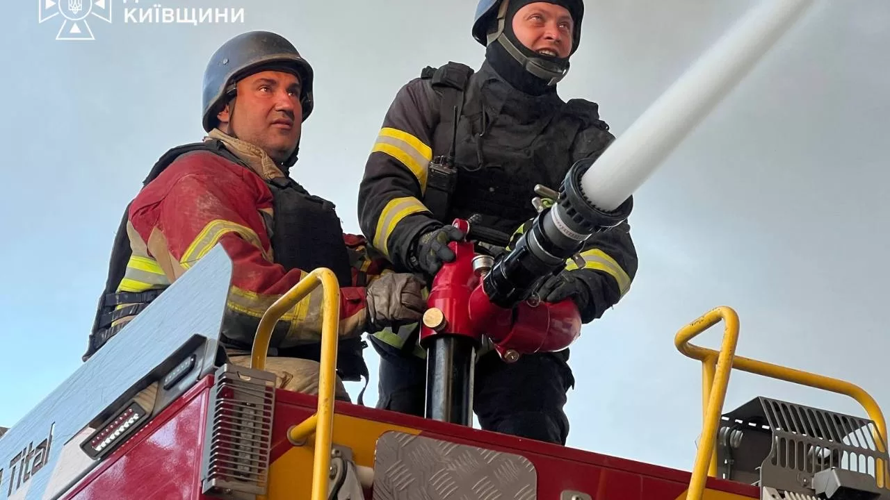 Рятувальники на місці пожежі / Фото ілюстративне: ДСНС