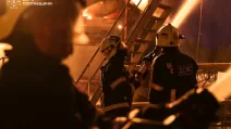 Ліквідація пожежі після удару РФ по Полтавщині / Фото: ДСНС